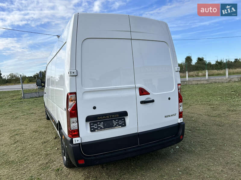 Грузовой фургон Renault Master 2023 в Стрые