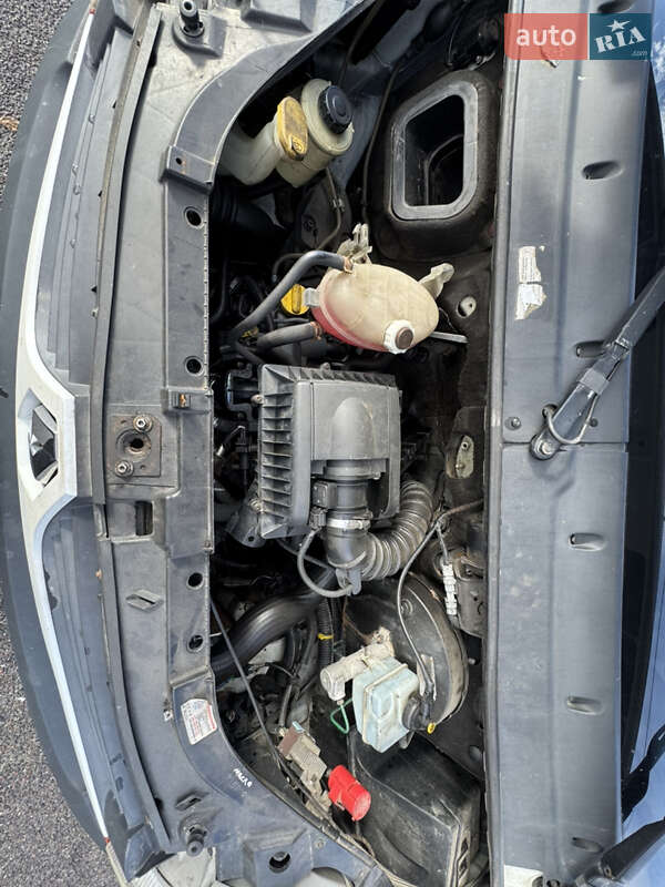 Вантажний фургон Renault Master 2009 в Львові фото 12 Вантажний фургон Renault Master 2009 в Львові