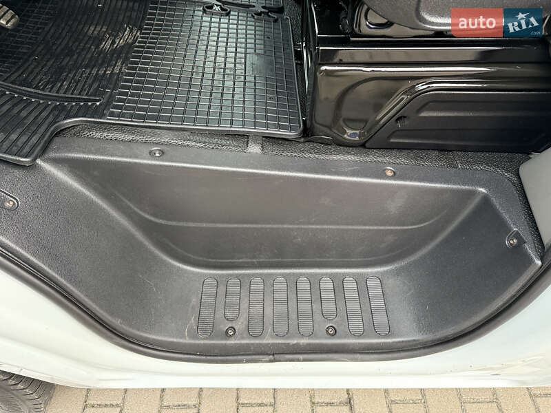 Рефрижератор Renault Master 2015 в Дубно фото 30 Рефрижератор Renault Master 2015 в Дубно