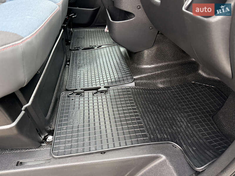 Рефрижератор Renault Master 2015 в Дубно фото 44 Рефрижератор Renault Master 2015 в Дубно