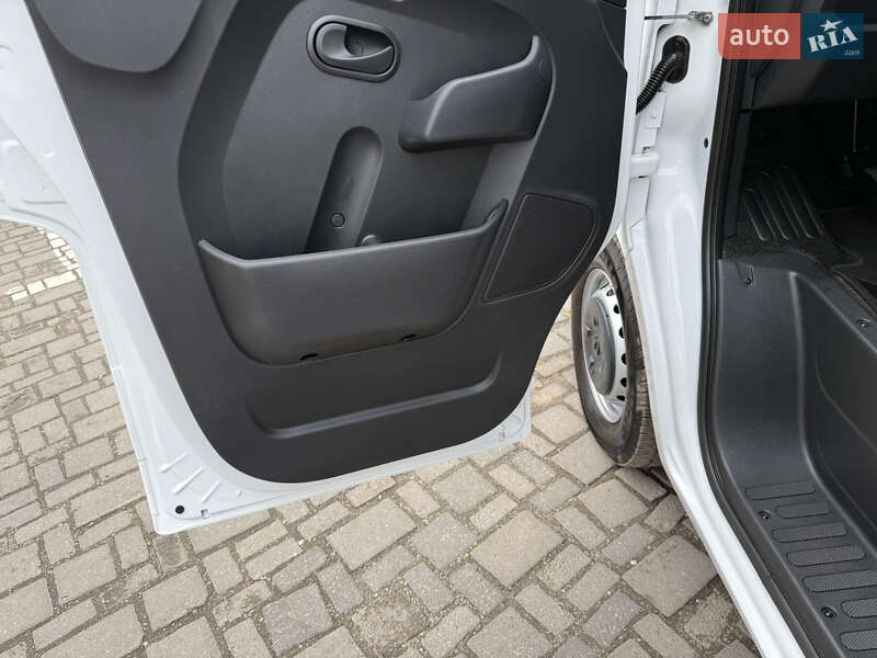 Грузовой фургон Renault Master 2021 в Дубно фото 32 Грузовой фургон Renault Master 2021 в Дубно