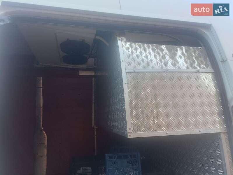 Вантажний фургон Renault Master 2015 в Сумах фото 15 Вантажний фургон Renault Master 2015 в Сумах