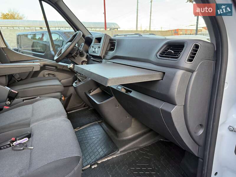 Грузовой фургон Renault Master 2021 в Одессе