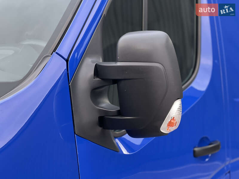 Вантажний фургон Renault Master 2020 в Дубні