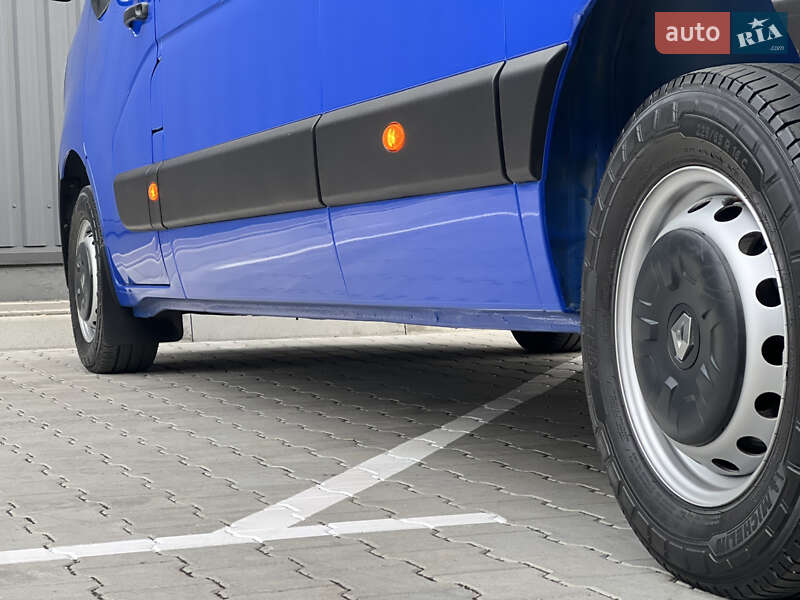 Вантажний фургон Renault Master 2020 в Дубні