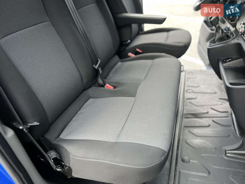 Вантажний фургон Renault Master 2020 в Дубні