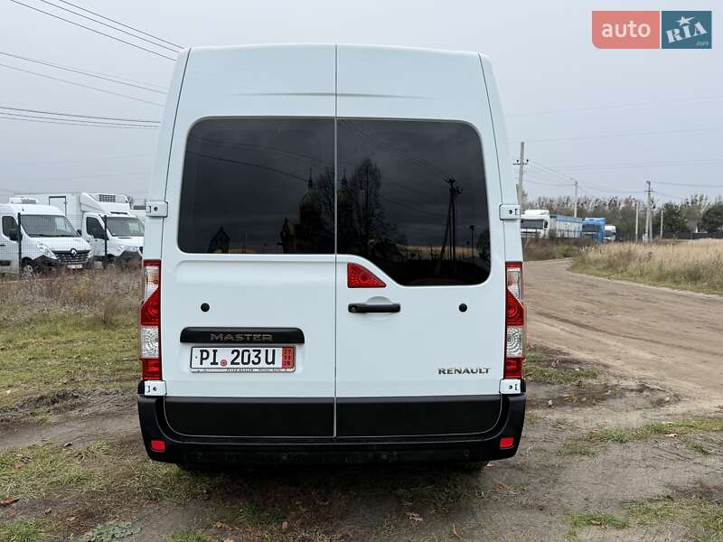 Грузовой фургон Renault Master 2017 в Львове