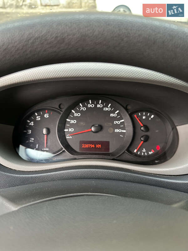 Грузовой фургон Renault Master 2015 в Киеве