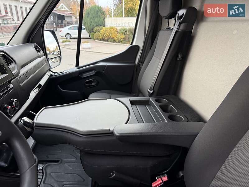 Грузовой фургон Renault Master 2021 в Киеве