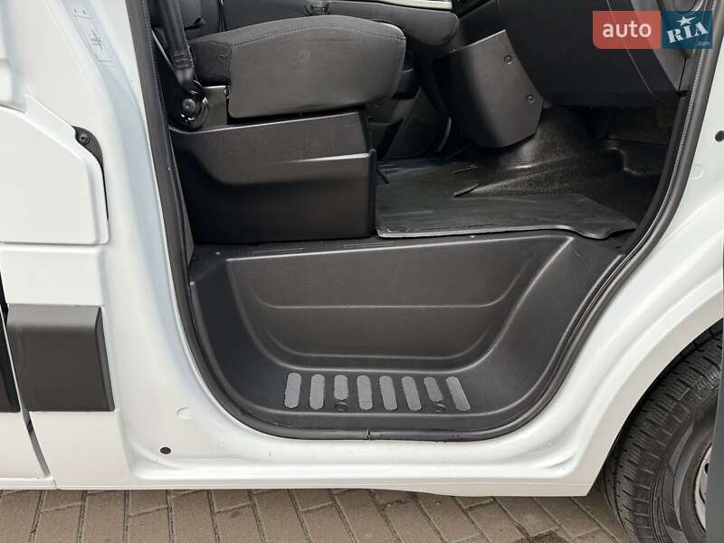 Грузовой фургон Renault Master 2021 в Киеве