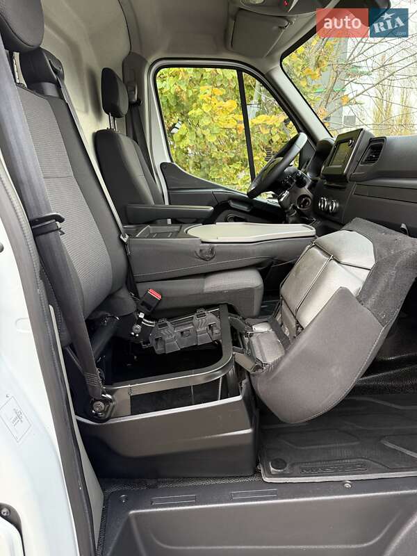 Грузовой фургон Renault Master 2021 в Киеве