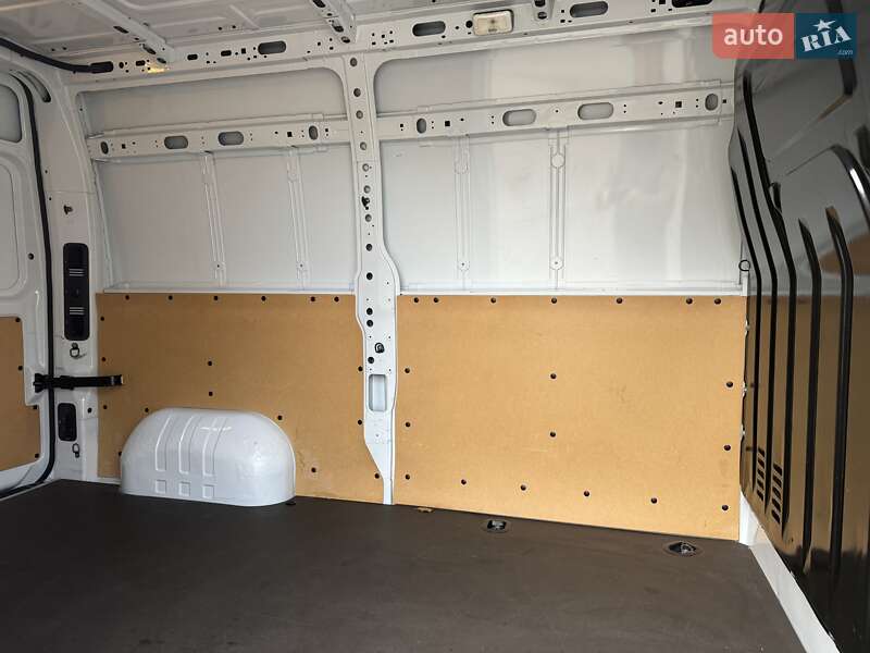 Грузовой фургон Renault Master 2021 в Киеве