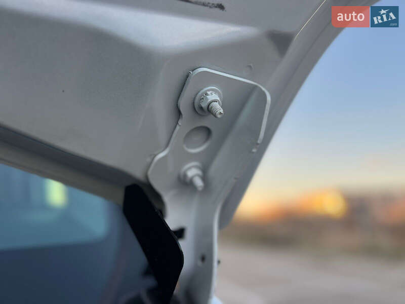 Грузовой фургон Renault Master 2023 в Дубно фото 86 Грузовой фургон Renault Master 2023 в Дубно