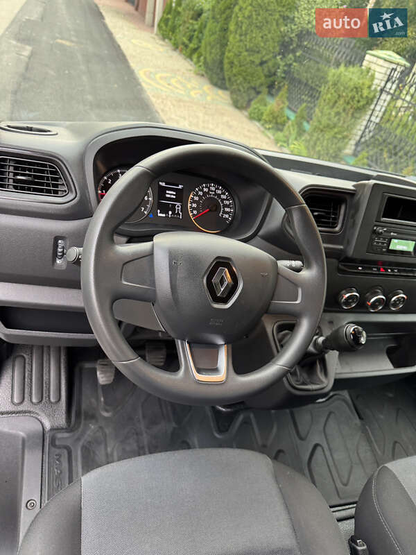 Грузовой фургон Renault Master 2022 в Ивано-Франковске