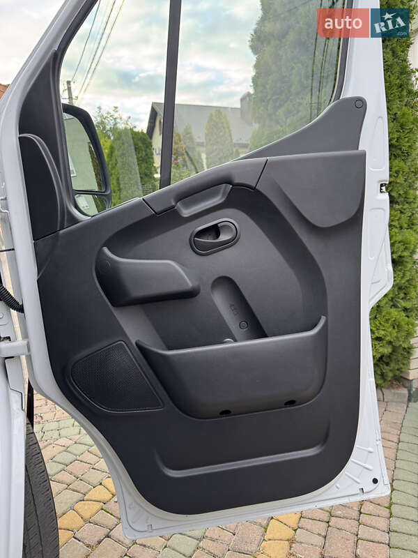 Грузовой фургон Renault Master 2022 в Ивано-Франковске