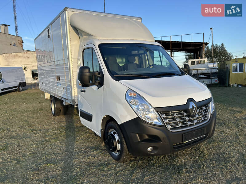 Грузовой фургон Renault Master 2018 в Стрые