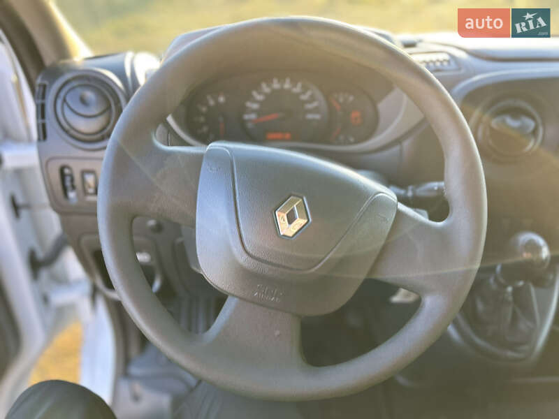 Грузовой фургон Renault Master 2018 в Стрые