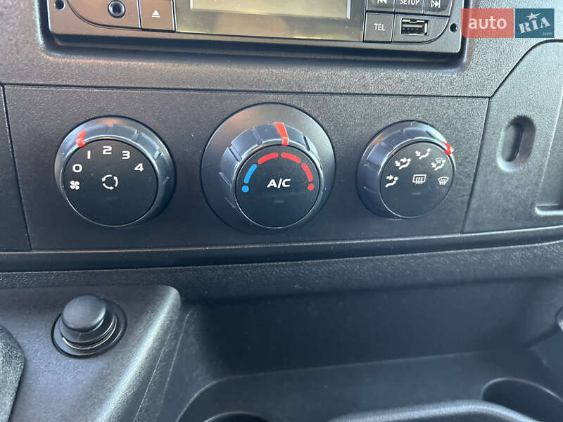 Грузовой фургон Renault Master 2018 в Стрые