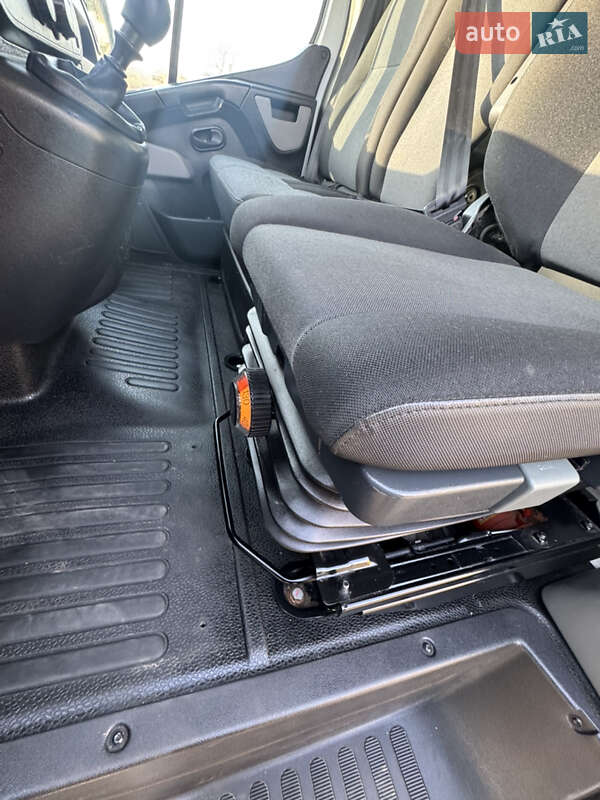 Тентованый Renault Master 2018 в Недобоевцах фото 12 Тентованый Renault Master 2018 в Недобоевцах