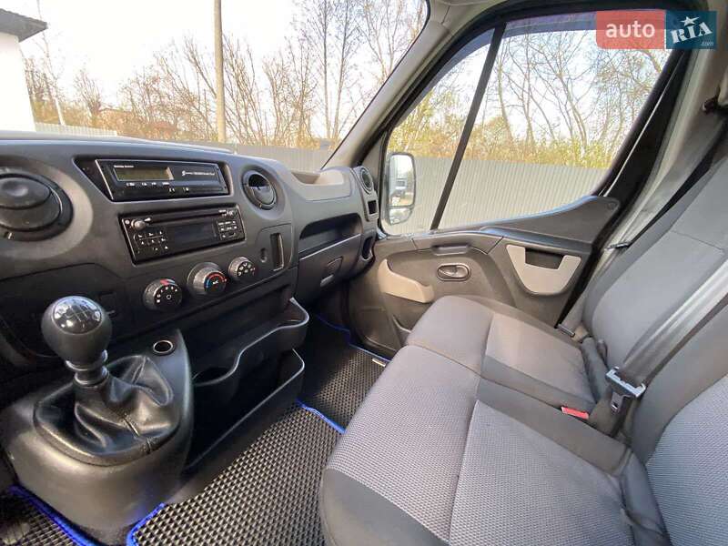 Автовоз Renault Master 2017 в Ковелі