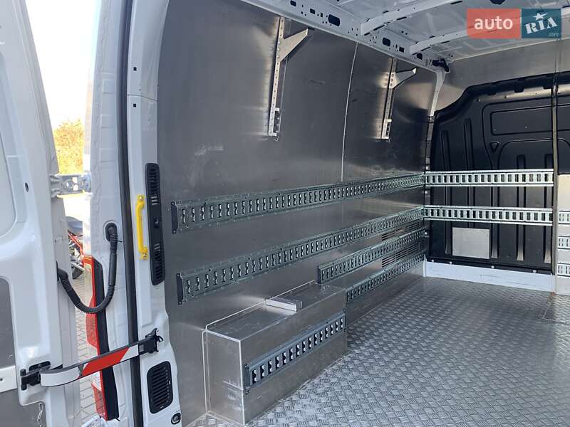 Вантажний фургон Renault Master 2021 в Бердичеві