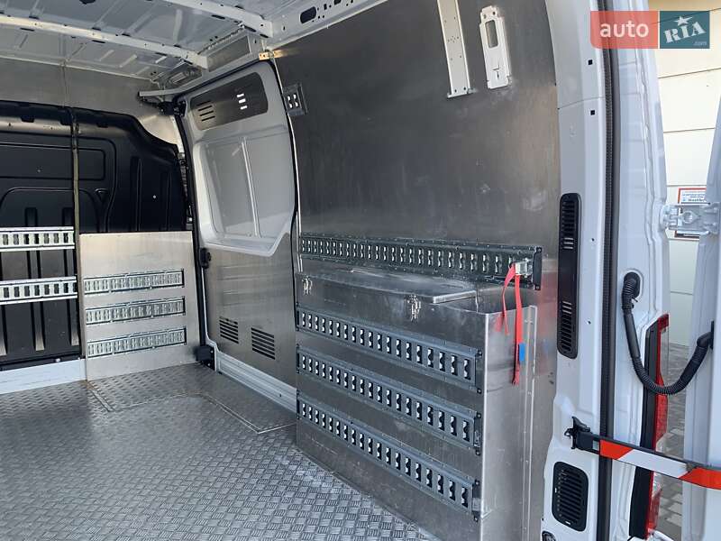 Вантажний фургон Renault Master 2021 в Бердичеві