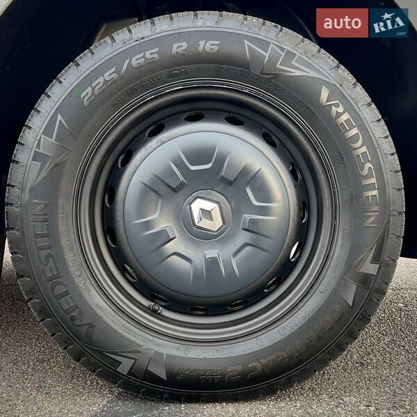 Вантажний фургон Renault Master 2020 в Києві