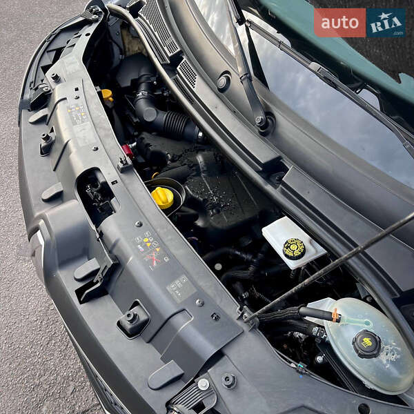 Вантажний фургон Renault Master 2020 в Києві