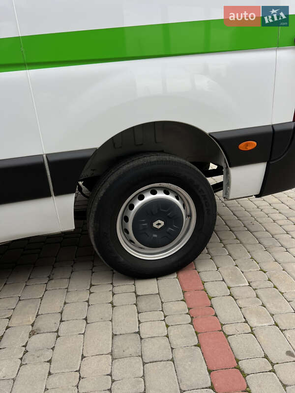 Грузовой фургон Renault Master 2017 в Луцке