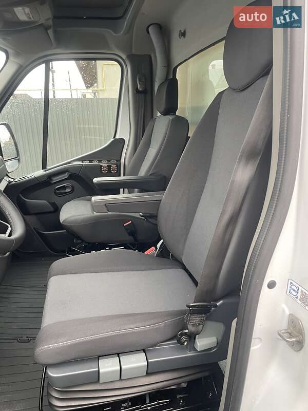 Тентований Renault Master 2022 в Ковелі