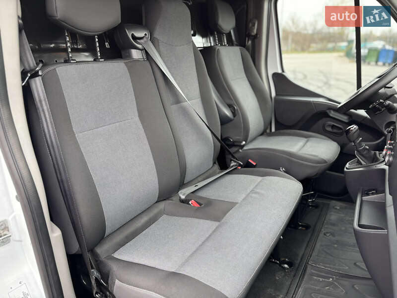 Грузовой фургон Renault Master 2020 в Киеве фото 13 Грузовой фургон Renault Master 2020 в Киеве