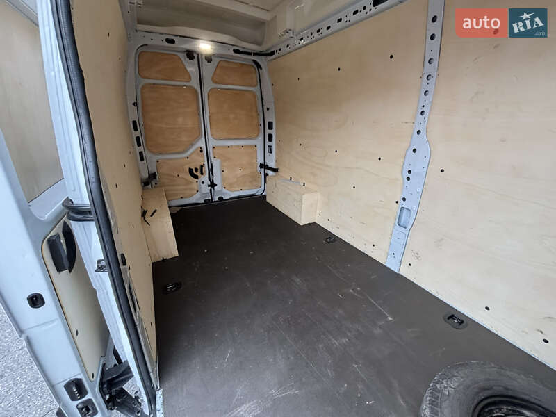Грузовой фургон Renault Master 2020 в Киеве фото 15 Грузовой фургон Renault Master 2020 в Киеве