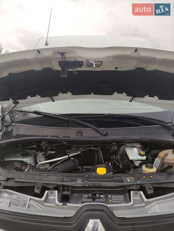 Грузовой фургон Renault Master 2015 в Бартатовом фото 52 Грузовой фургон Renault Master 2015 в Бартатовом