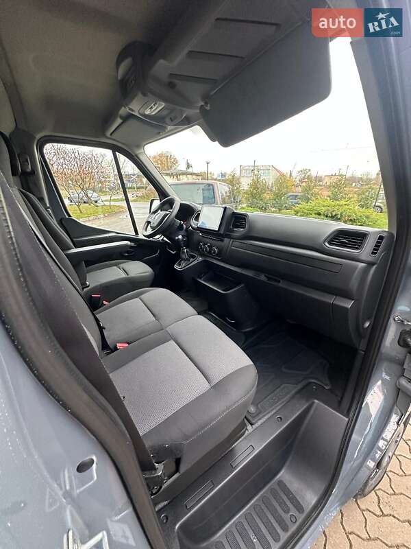 Грузовой фургон Renault Master 2022 в Киеве