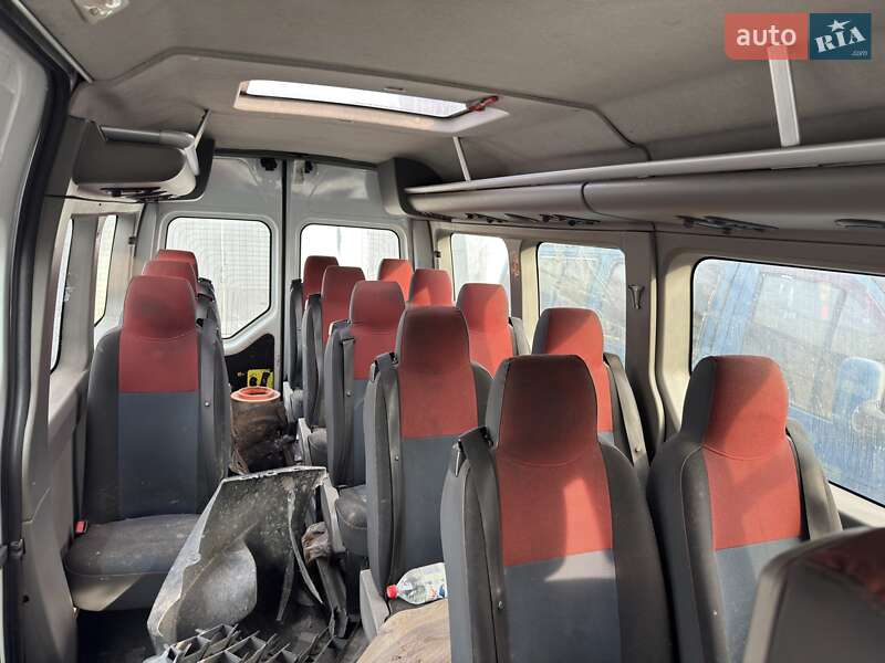 Мікроавтобус Renault Master 2013 в Дніпрі