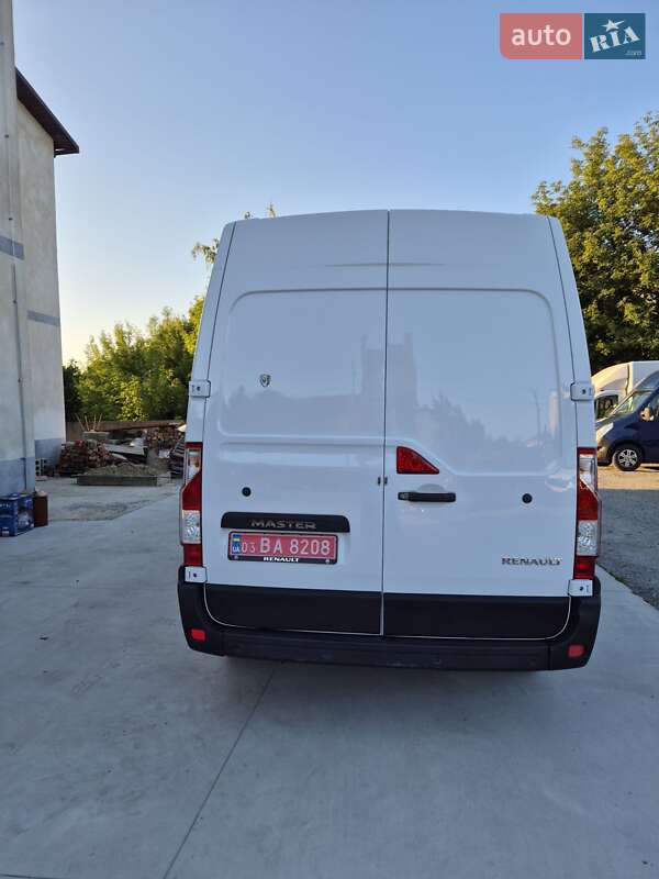 Грузовой фургон Renault Master 2022 в Дубно