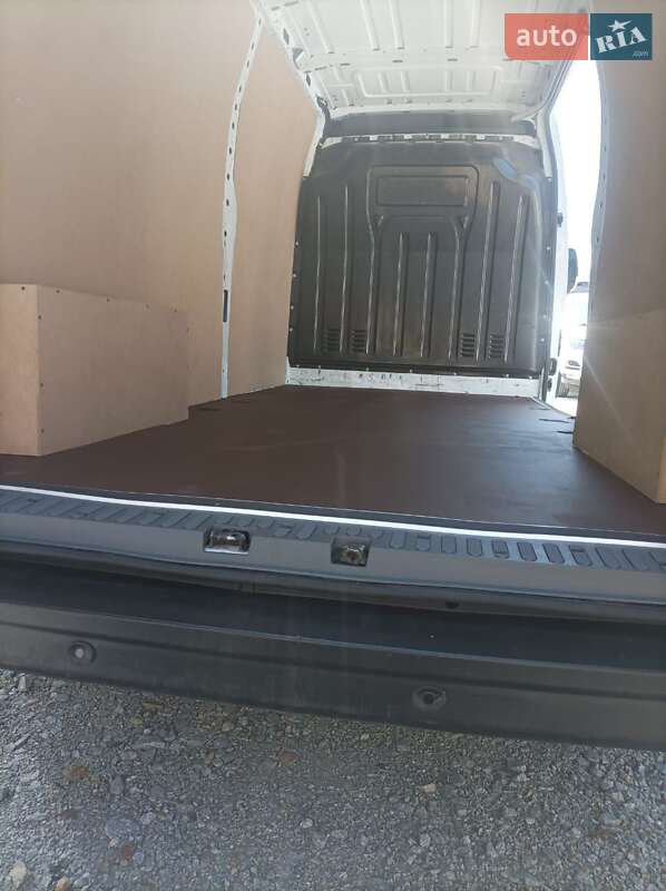 Грузовой фургон Renault Master 2022 в Дубно