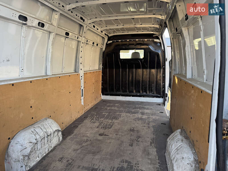 Грузовой фургон Renault Master 2017 в Киеве