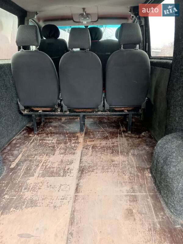 Минивэн Renault Master 2005 в Баре