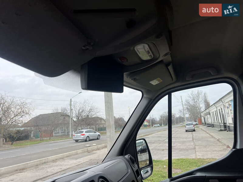 Грузовой фургон Renault Master 2017 в Измаиле