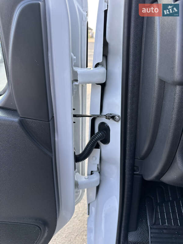 Грузовой фургон Renault Master 2018 в Дубно фото 26 Грузовой фургон Renault Master 2018 в Дубно