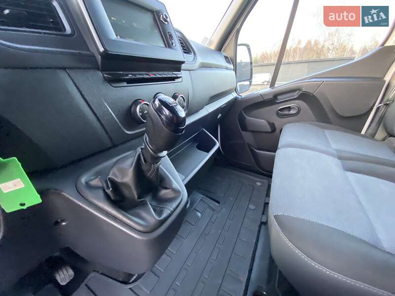 Вантажний фургон Renault Master 2022 в Києві