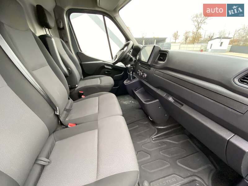 Вантажний фургон Renault Master 2022 в Ковелі