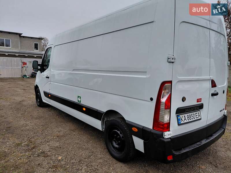 Грузовой фургон Renault Master 2016 в Ивано-Франковске