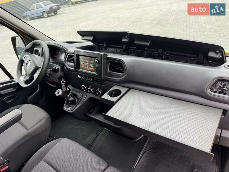 Вантажний фургон Renault Master 2021 в Ковелі