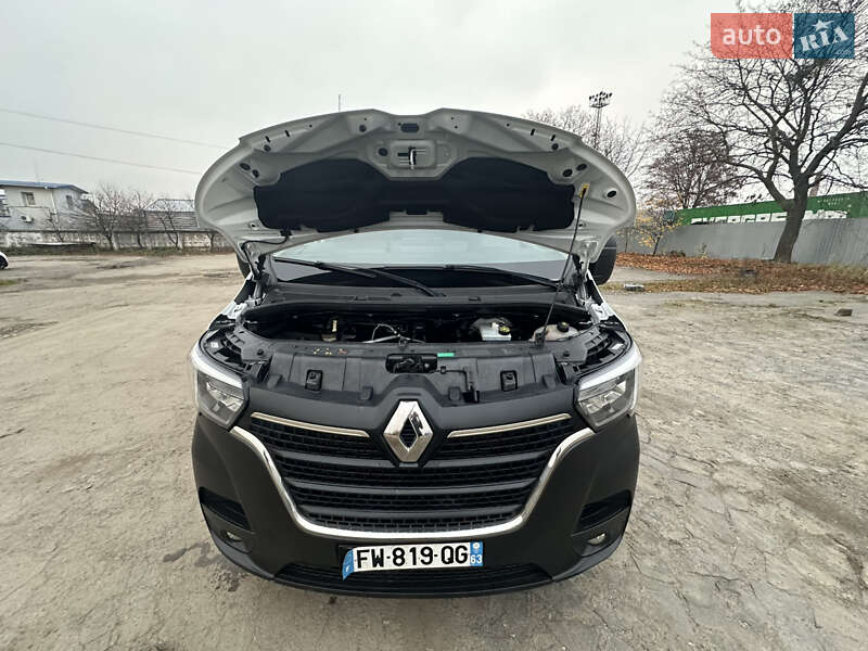 Грузовой фургон Renault Master 2021 в Луцке