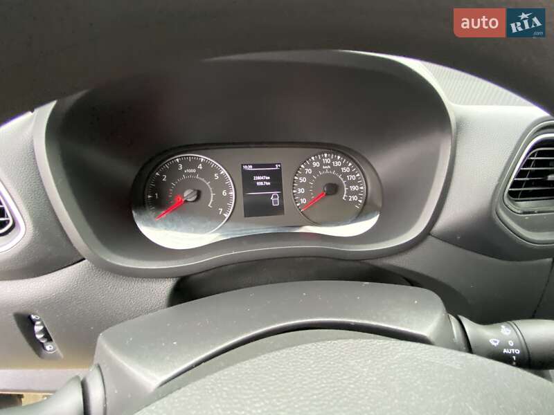 Грузовой фургон Renault Master 2022 в Киеве фото 41 Грузовой фургон Renault Master 2022 в Киеве