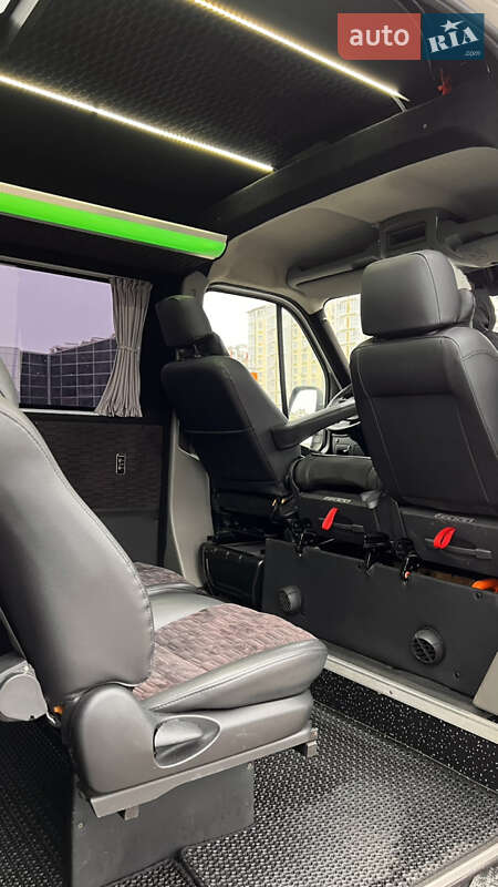 Минивэн Renault Master 2016 в Ивано-Франковске