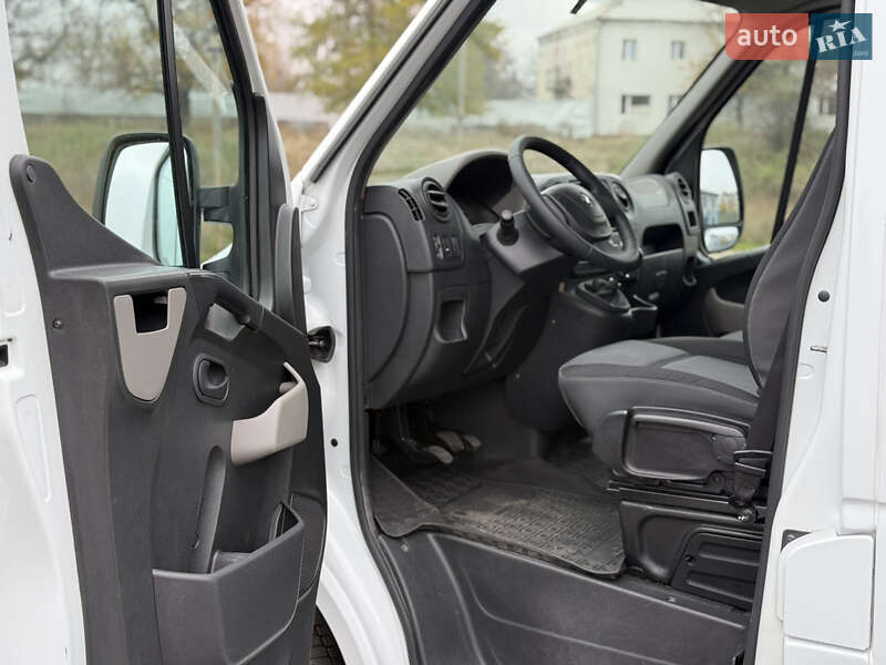 Грузовой фургон Renault Master 2017 в Новомосковске