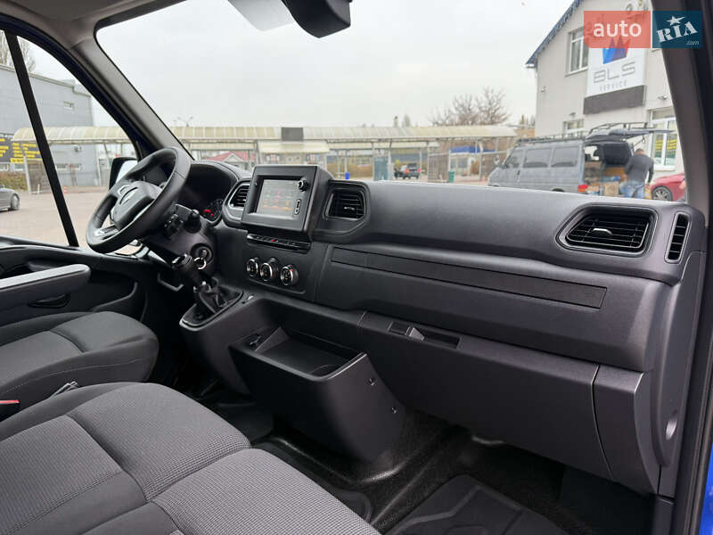 Грузовой фургон Renault Master 2023 в Киеве